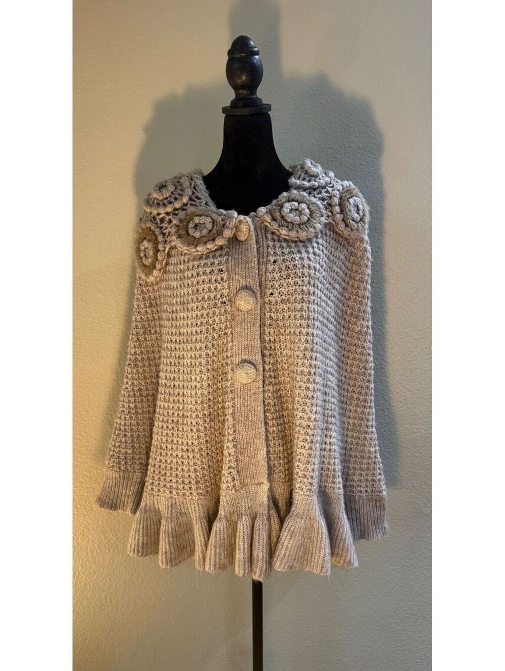 Gray Crochet Floral Cape Poncho Cardigan Sweater L/XL